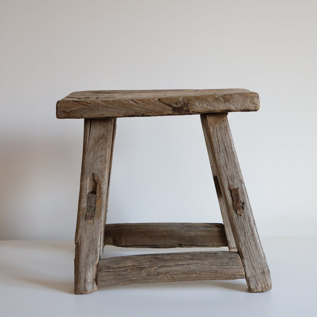 Elm stool - Cecil