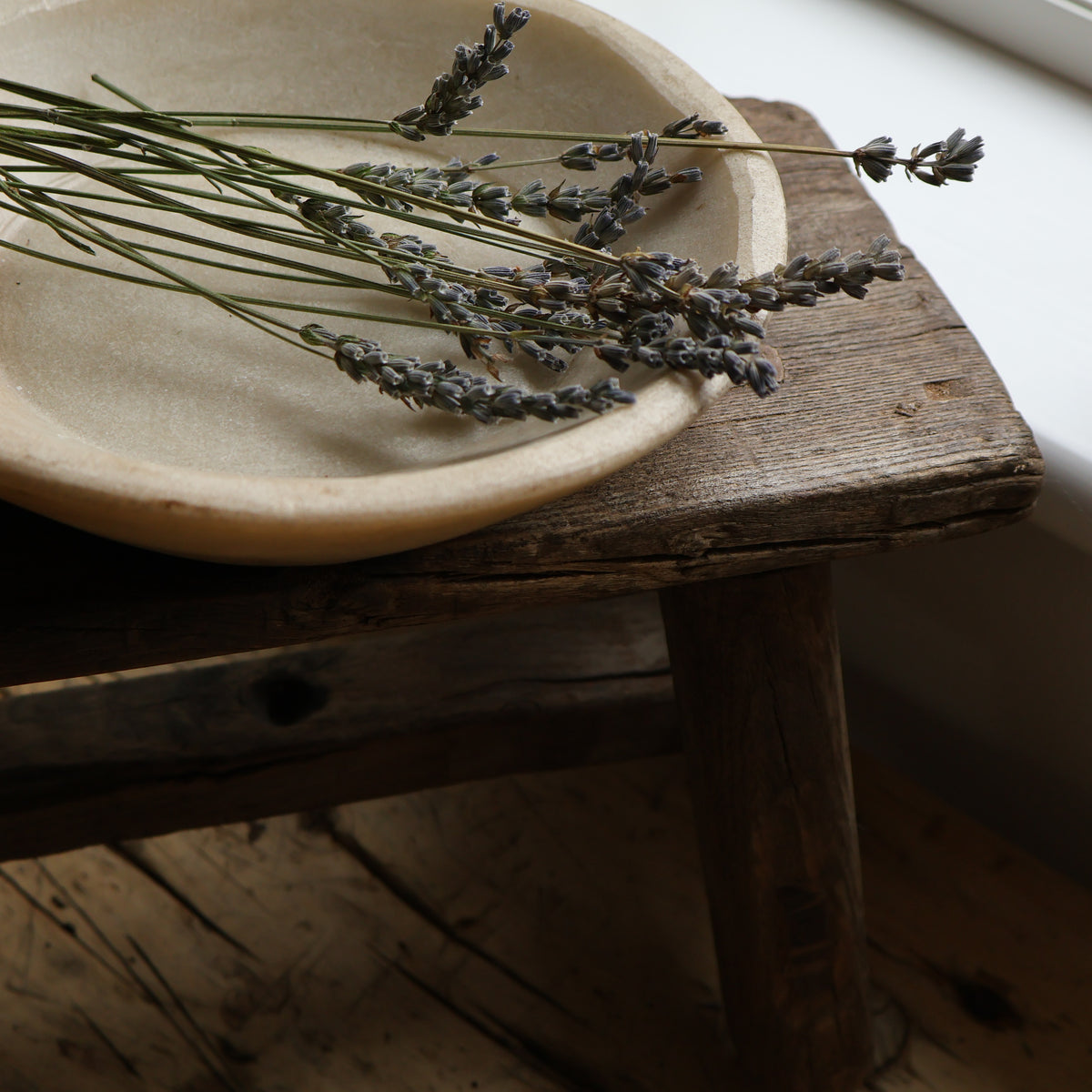 Elm stool - Winifred