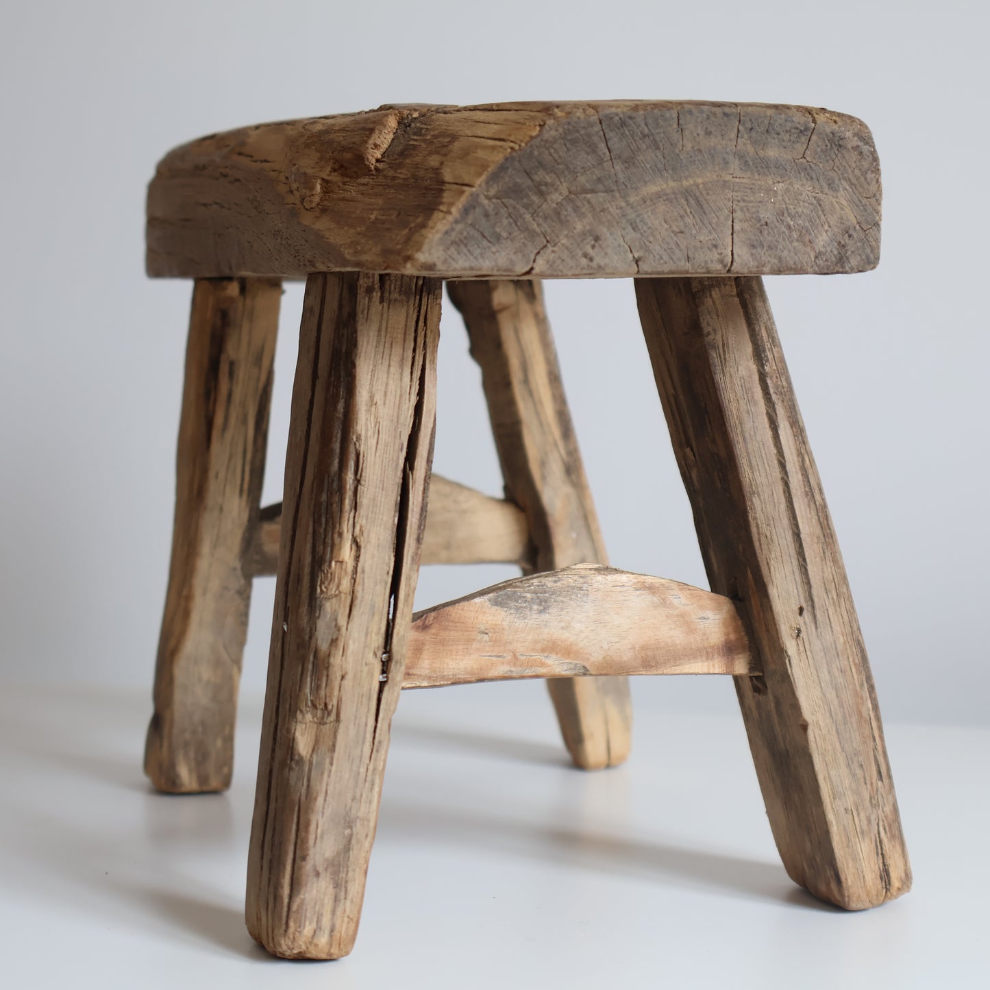 Small elm stool - Clara