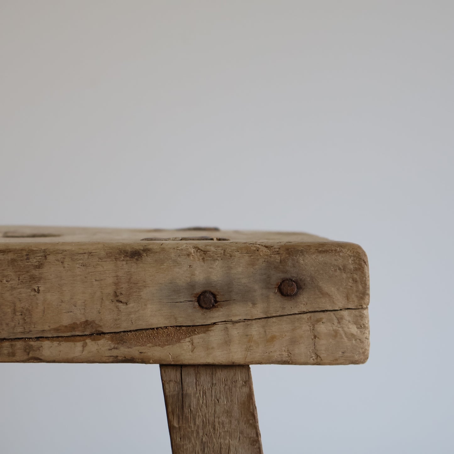 Rustic stool - Archie