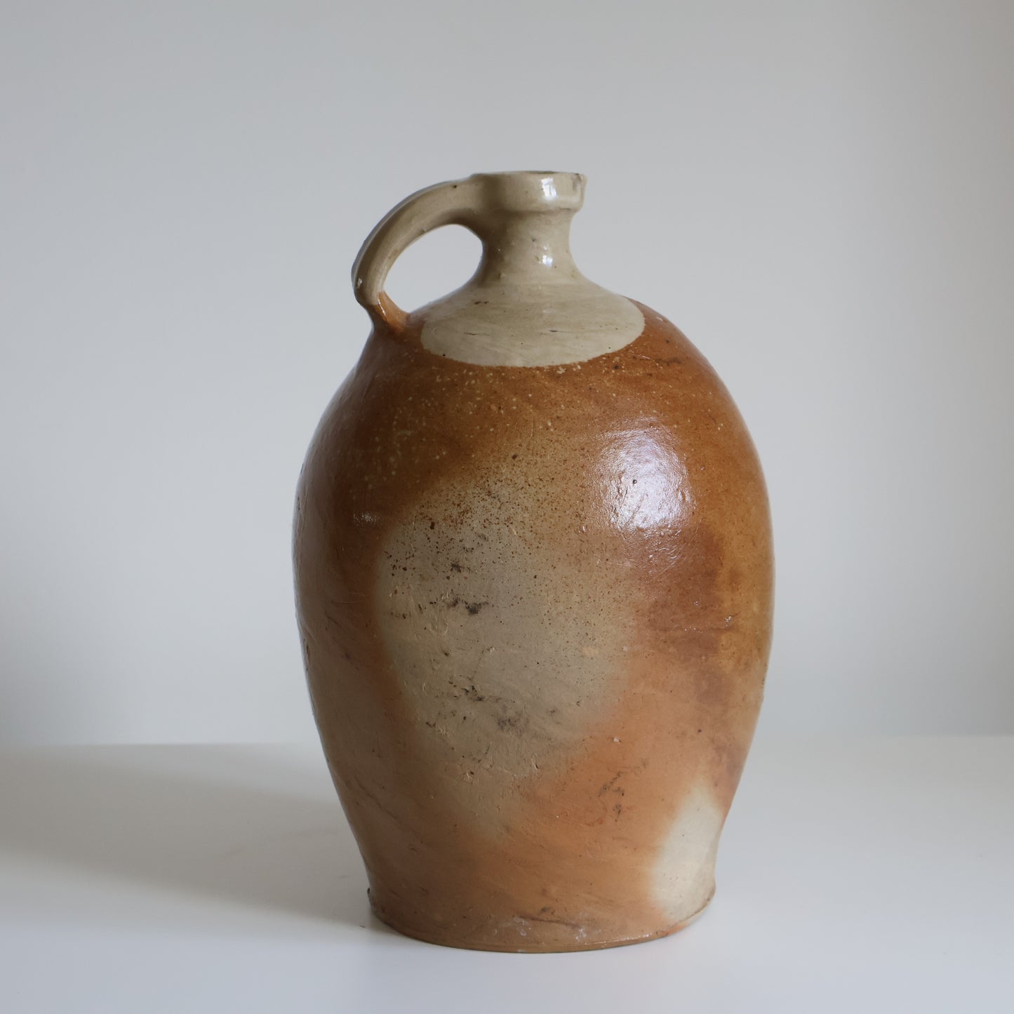 French jug - Honest