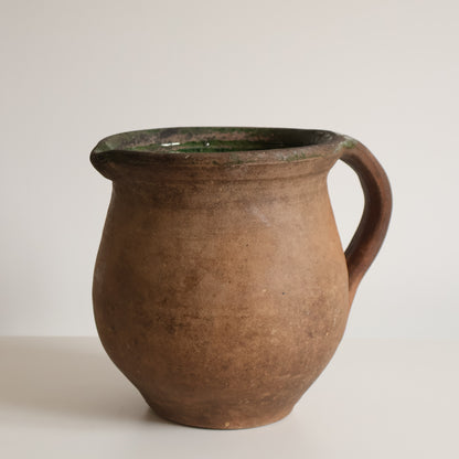 French jug - Bow