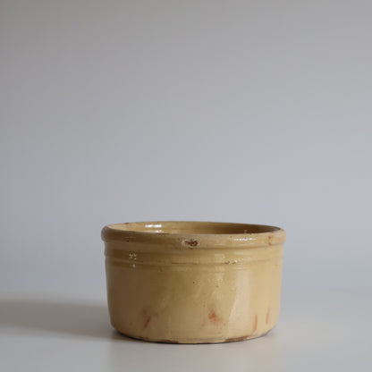 Yellow pot - Oura