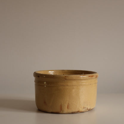 Yellow pot - Oura