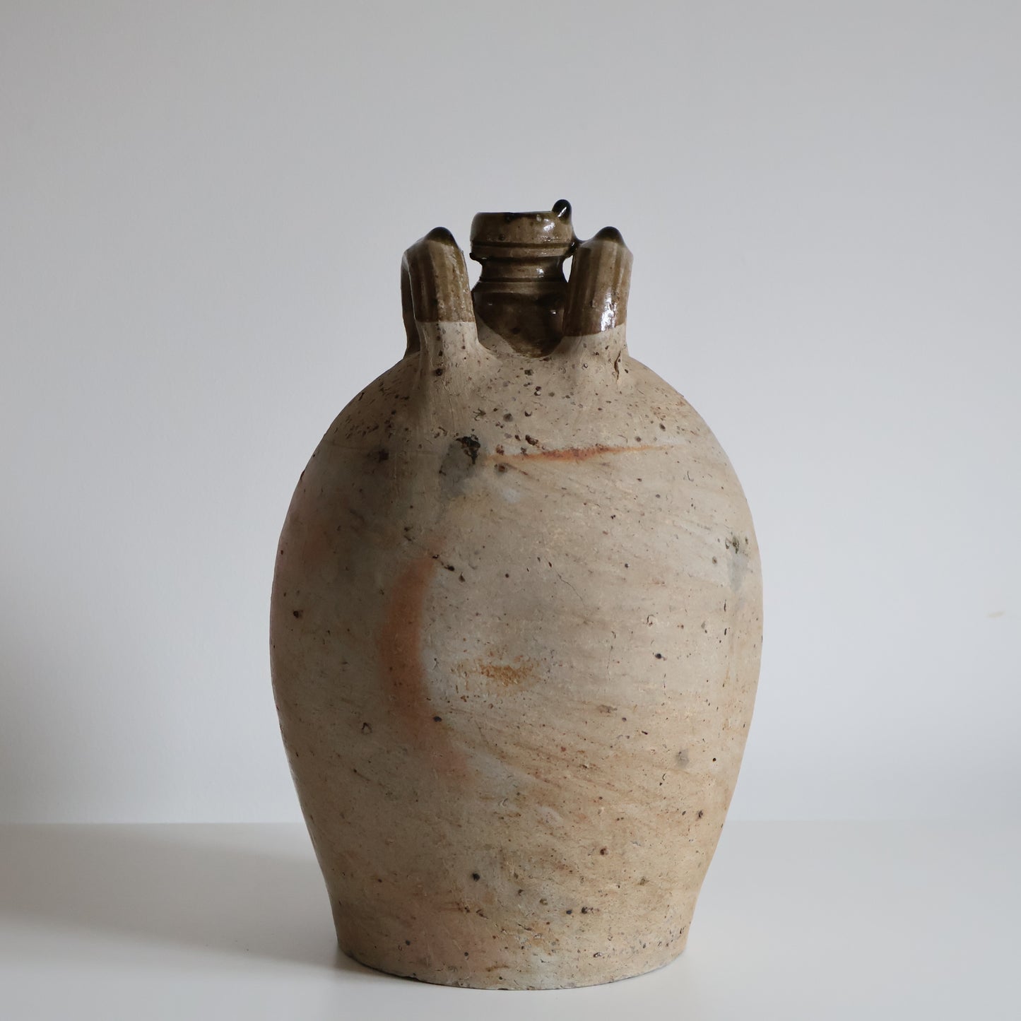French jug - Ollie