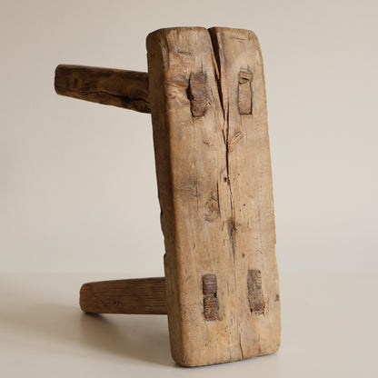 Small elm stool - Felix