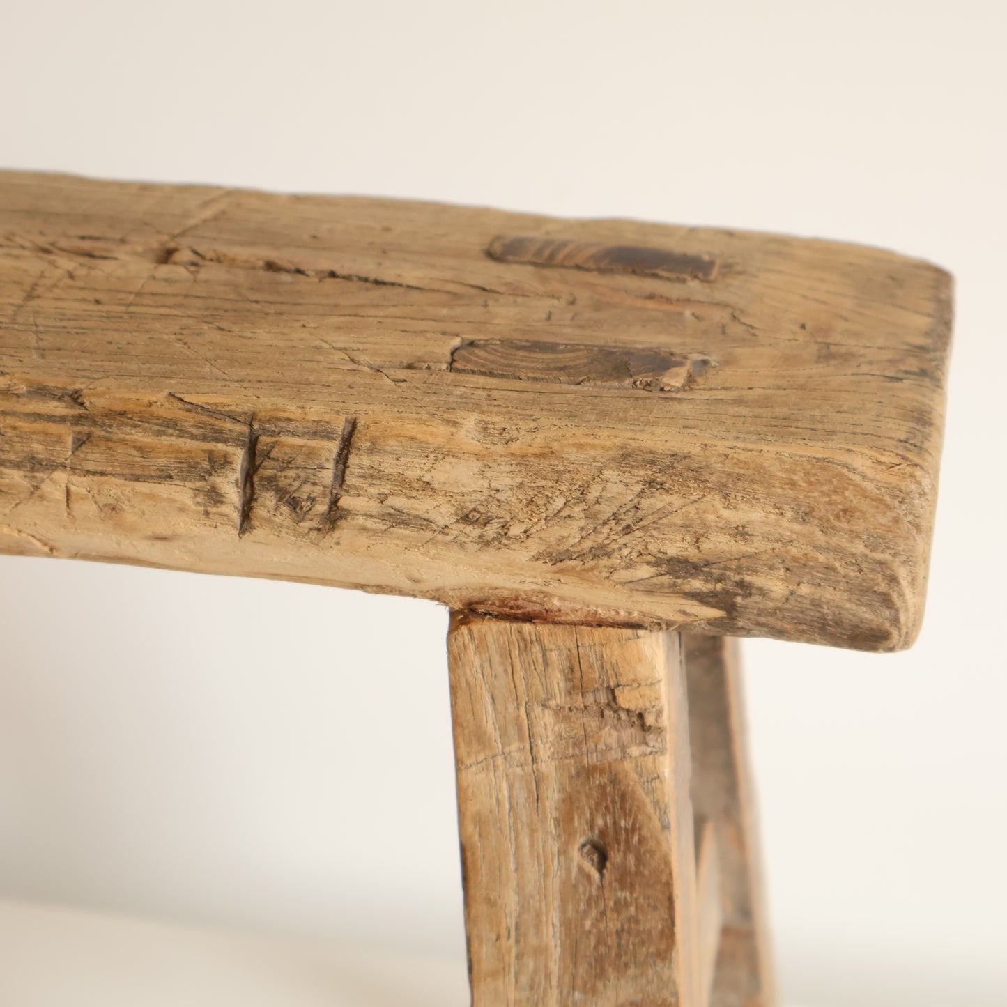 Small elm stool - Ada