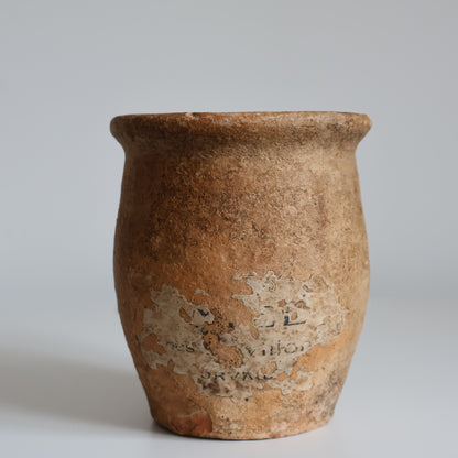 Aged pitcher - Gabriel