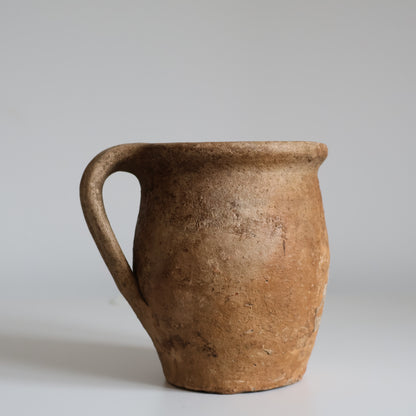 Aged pitcher - Gabriel