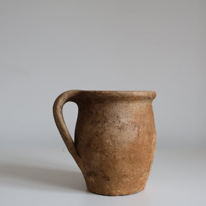 Aged pitcher - Gabriel