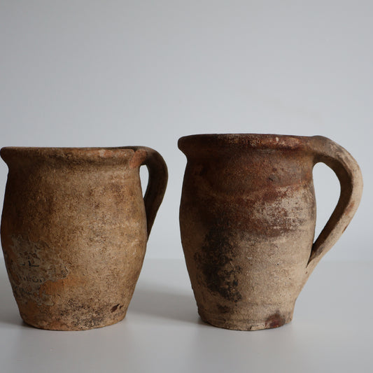 Aged pitcher - Jean