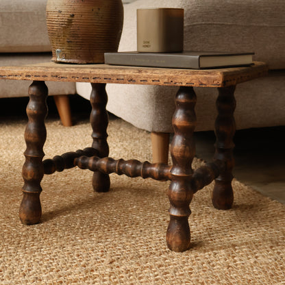 Bobbin stool 04
