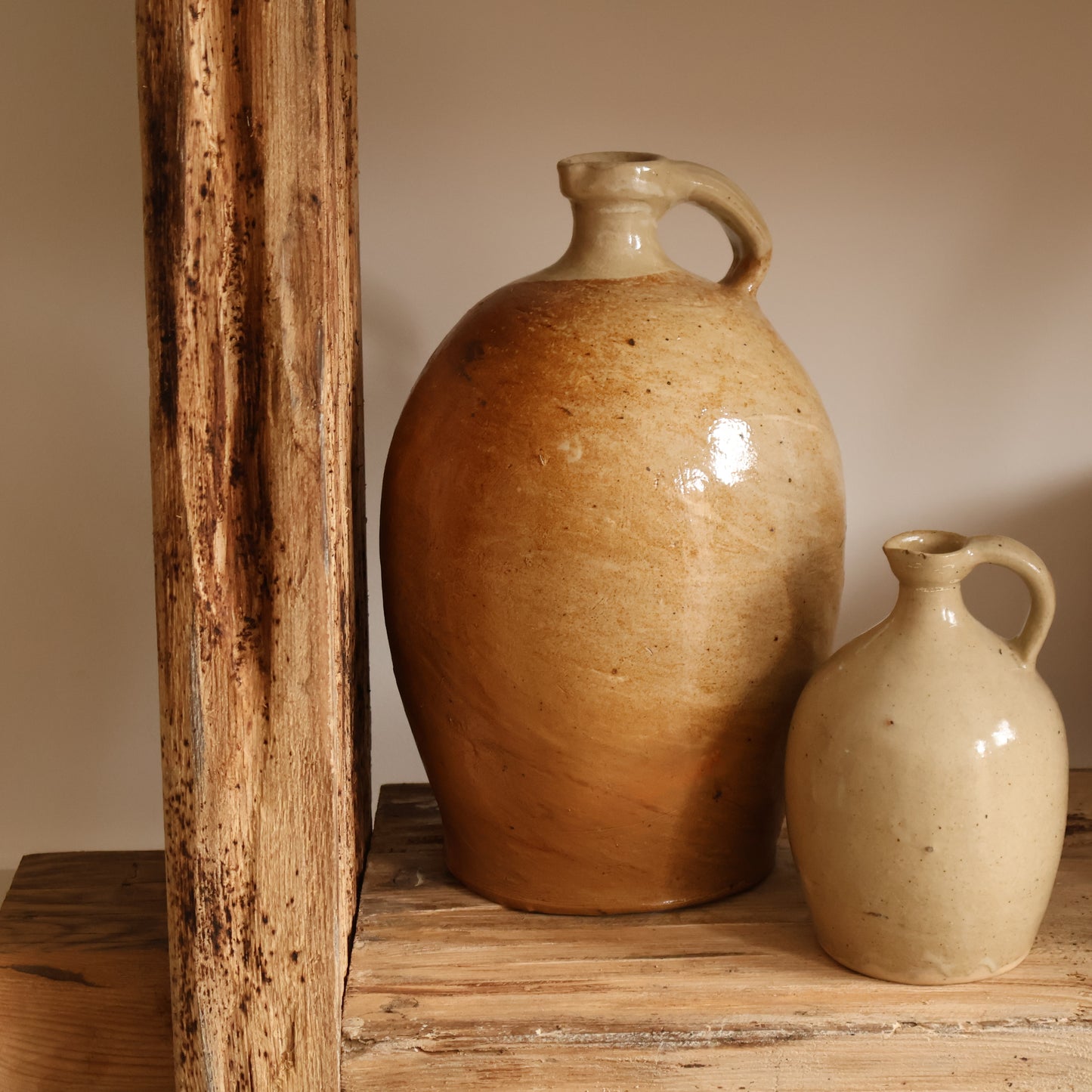 French jug - Honest