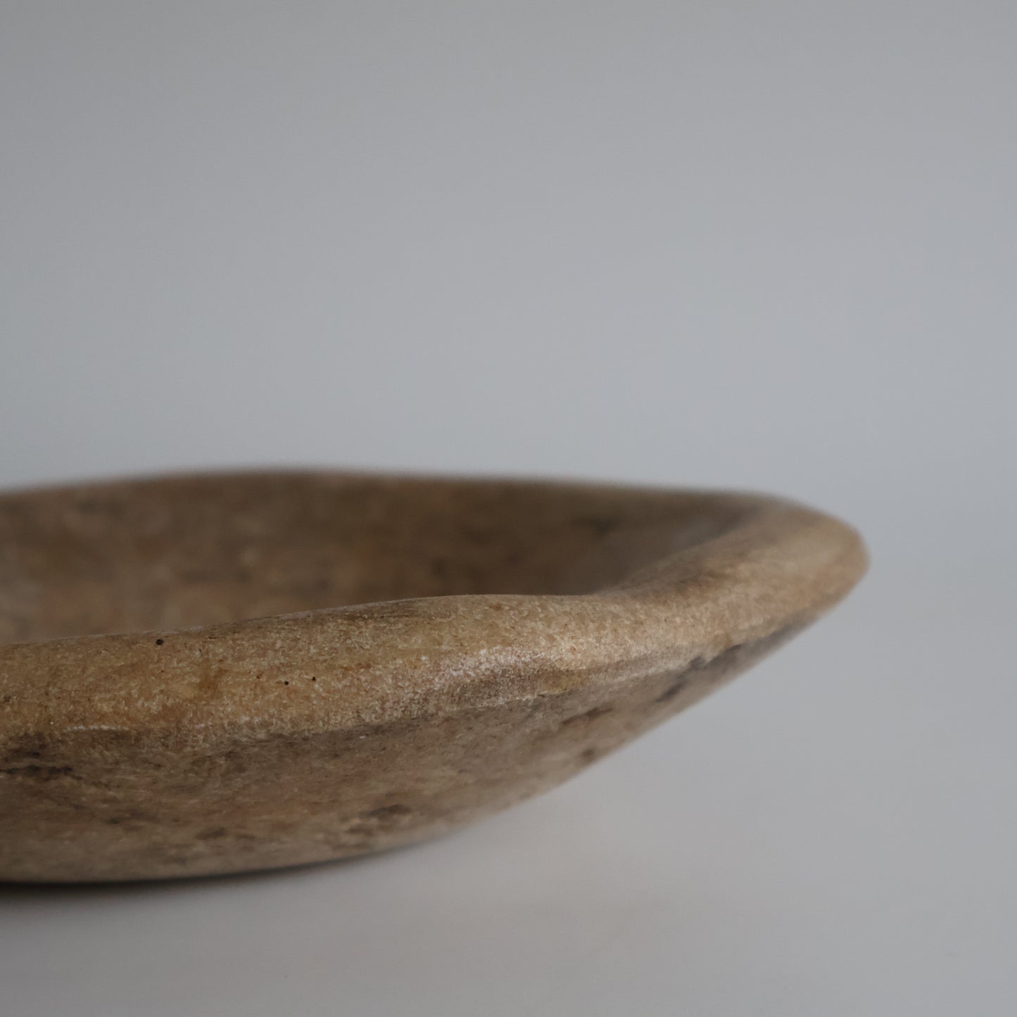 Aged marble bowl - Lumi