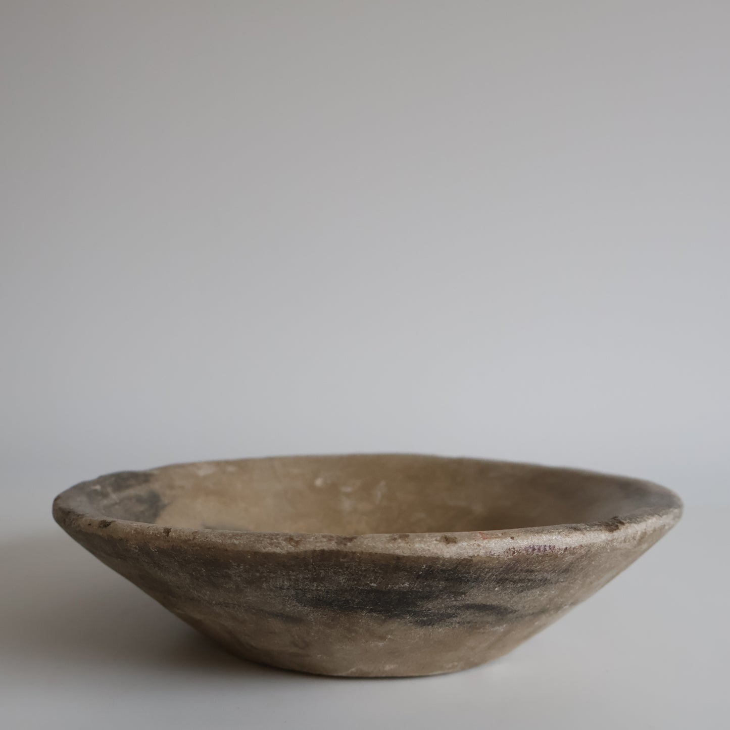 Aged marble bowl - Nila
