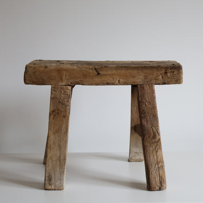 Small elm stool - Zelia