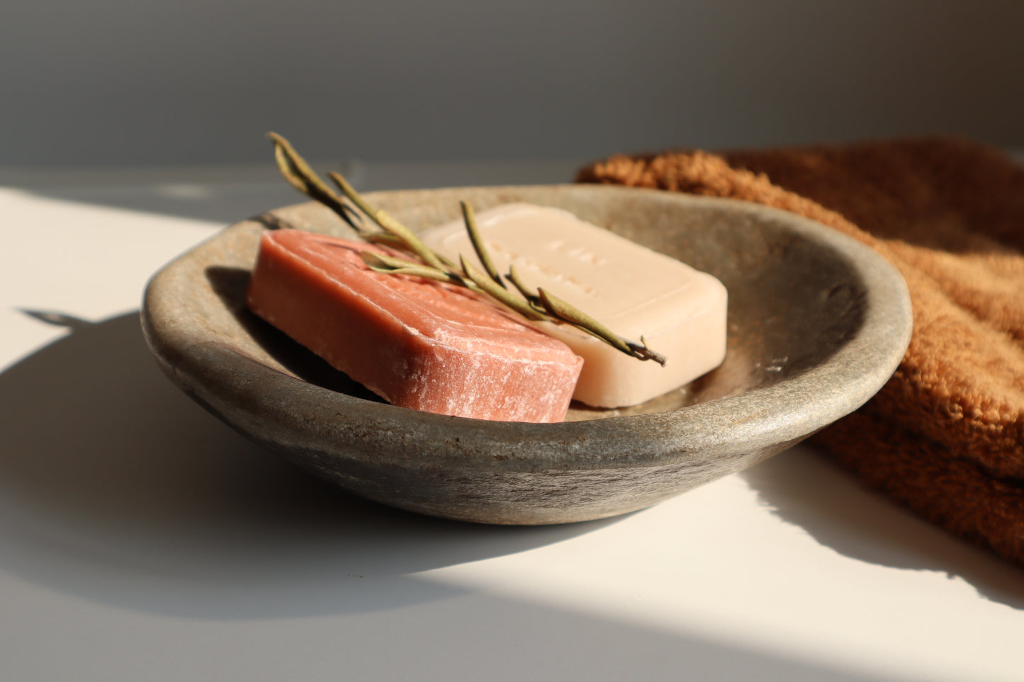 Aged marble bowl - Zuri
