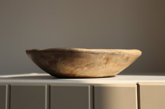 Aged marble bowl - Yule