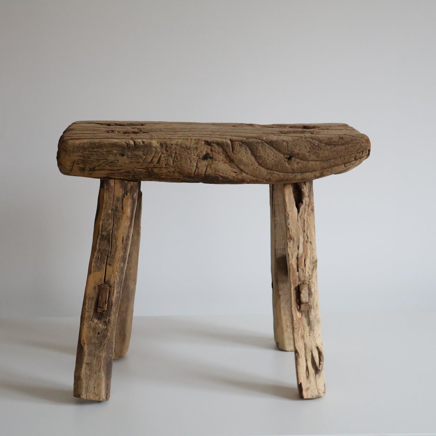 Rustic stool - Martha