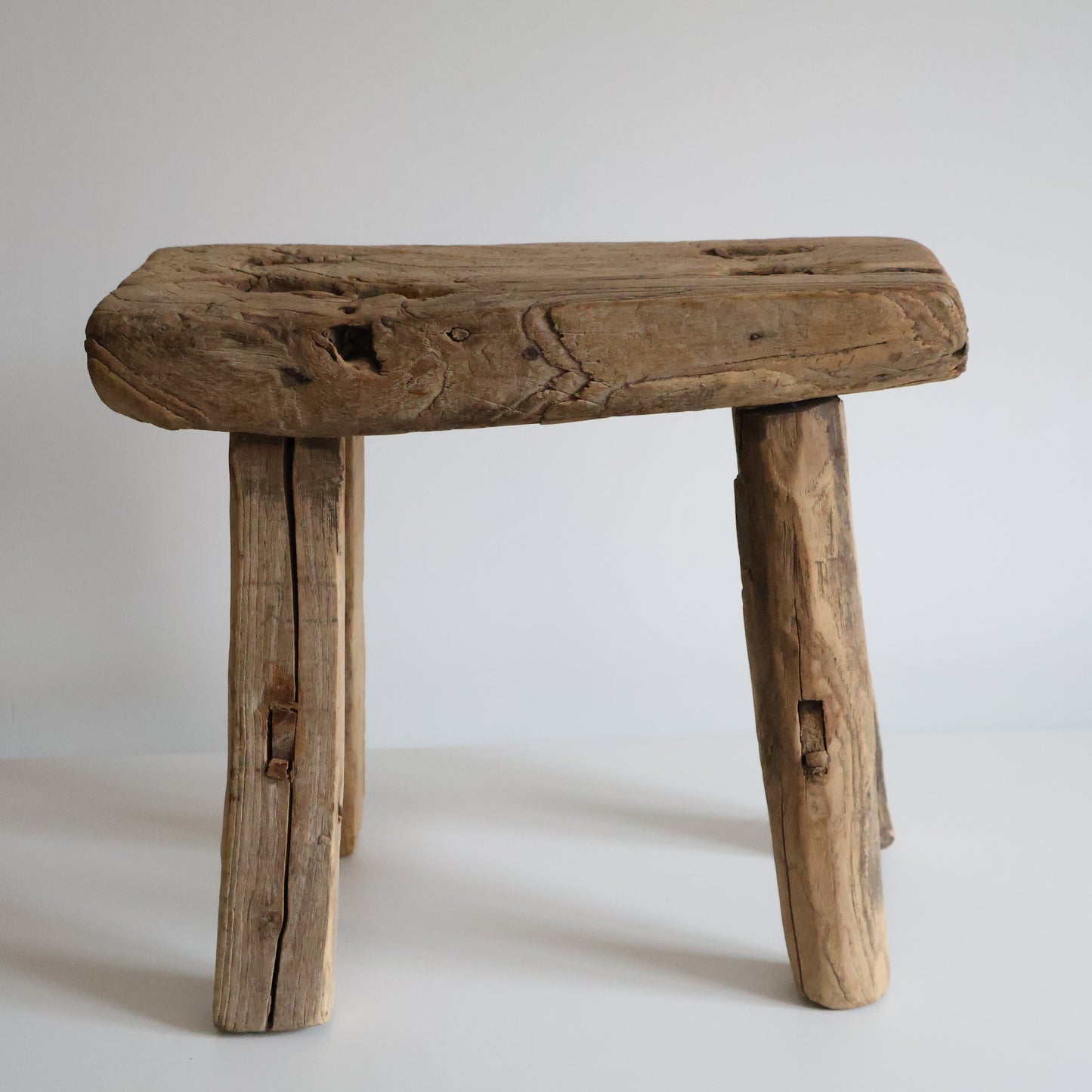 Rustic stool - Martha