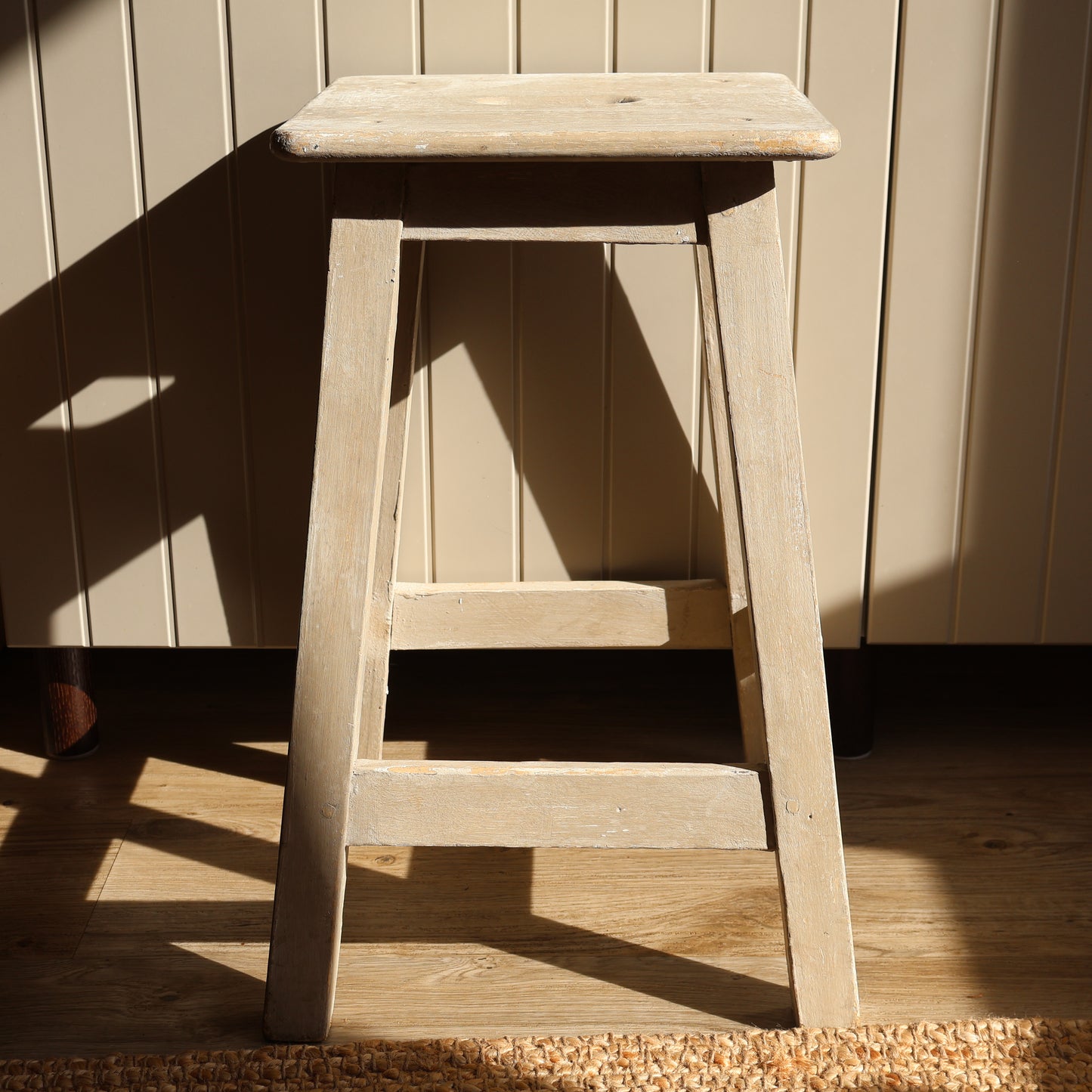 French stool - Jose