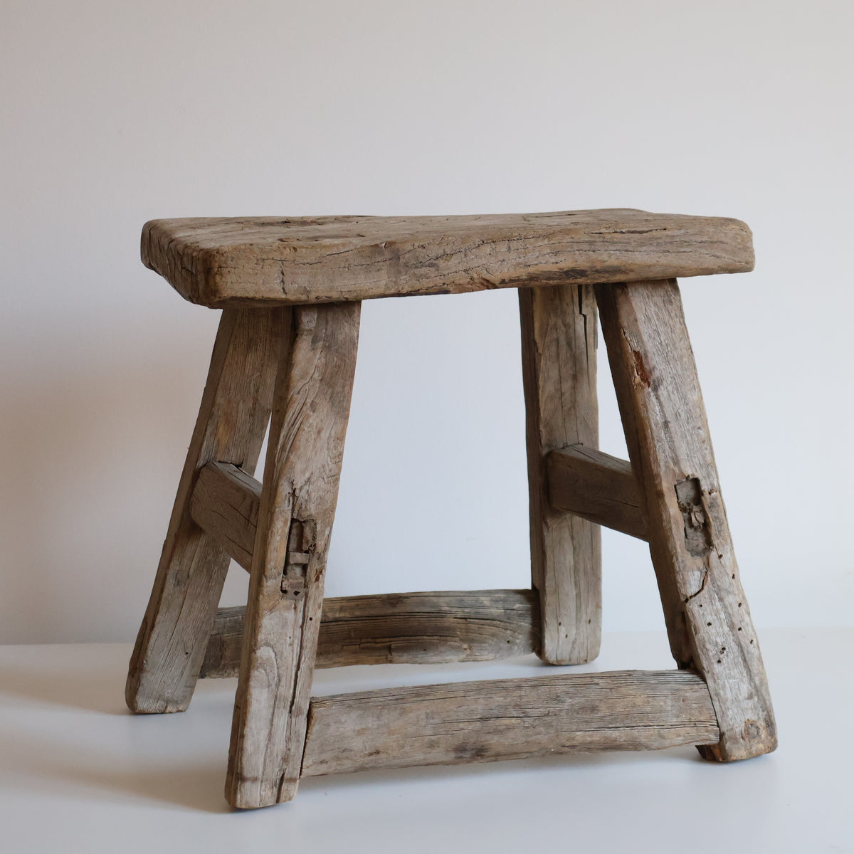Elm stool - Cecil