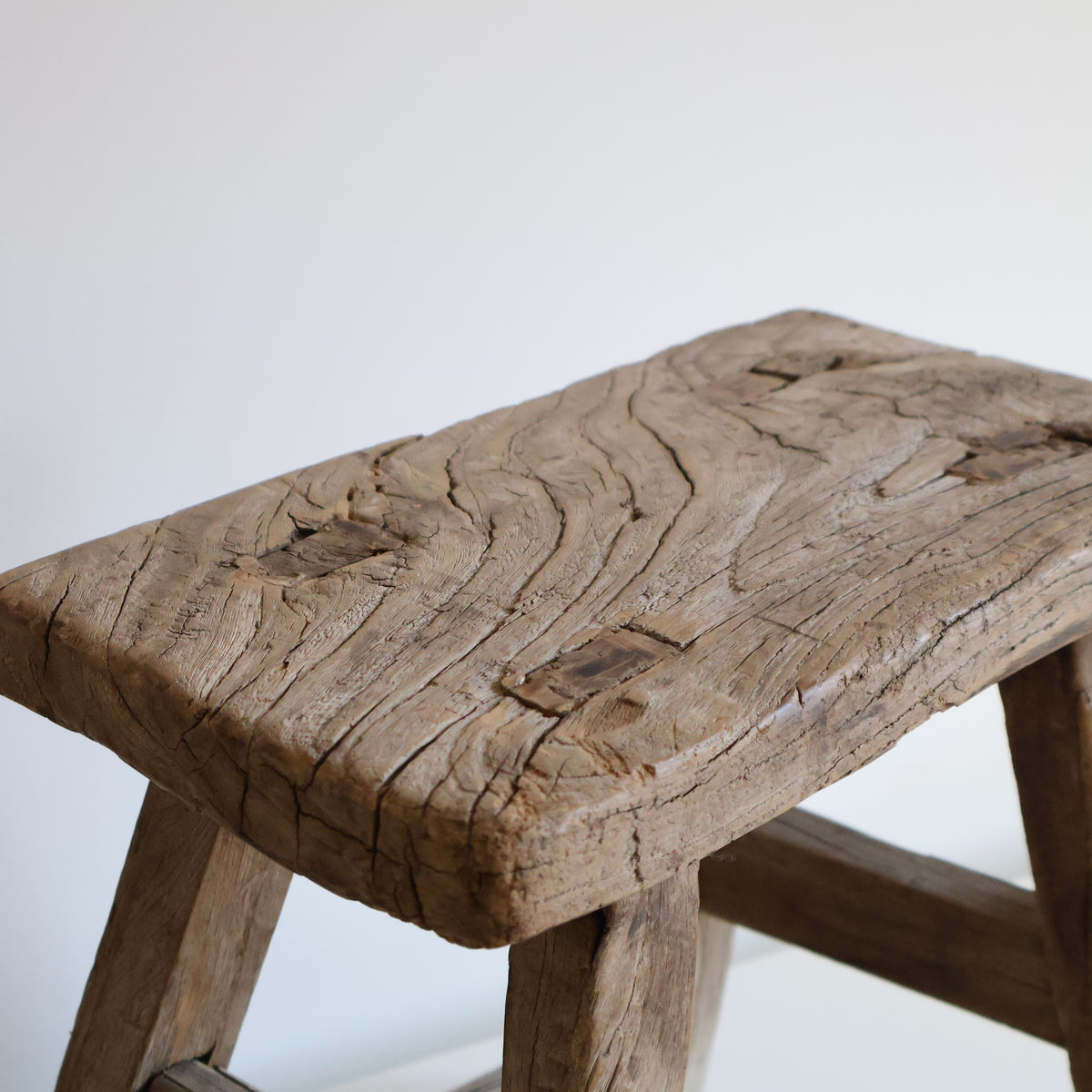 Elm stool - Cecil