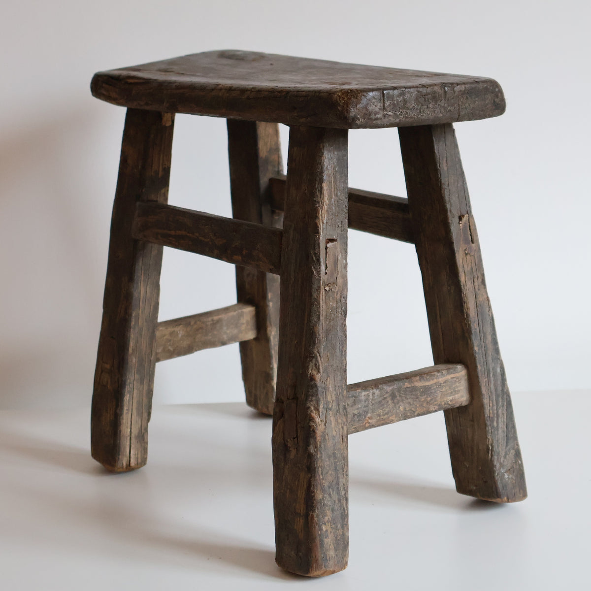 Elm stool - Mabel