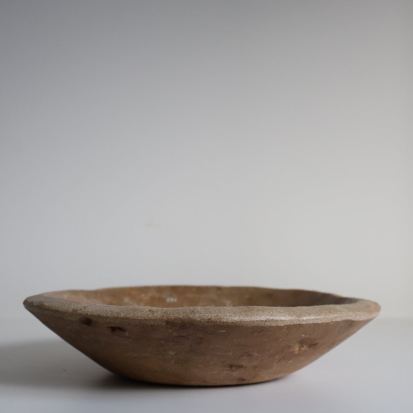 Aged marble bowl - Anya