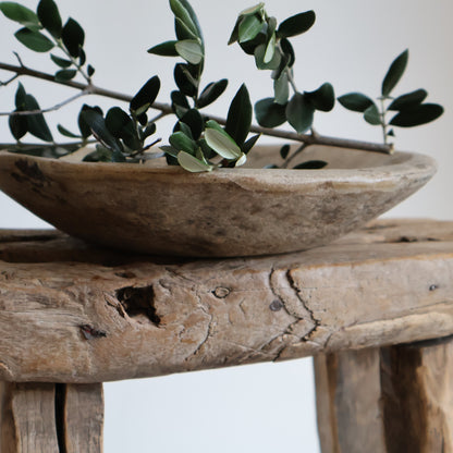 Aged marble bowl - Suri