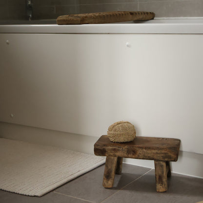 Elm stool - Beatrix