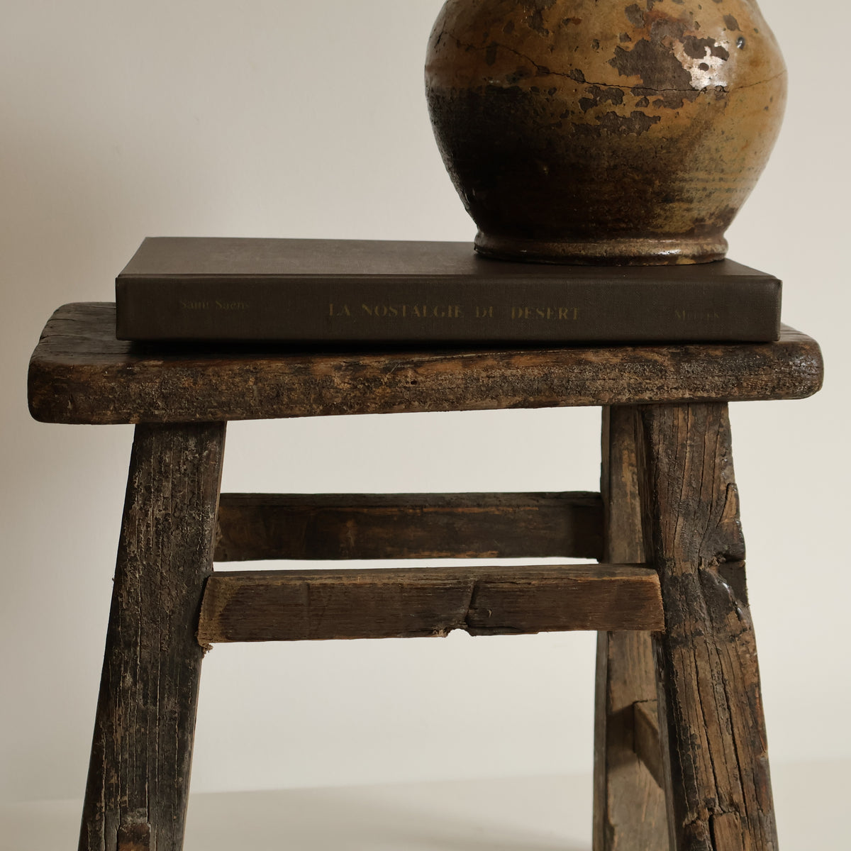 Elm stool - Mabel