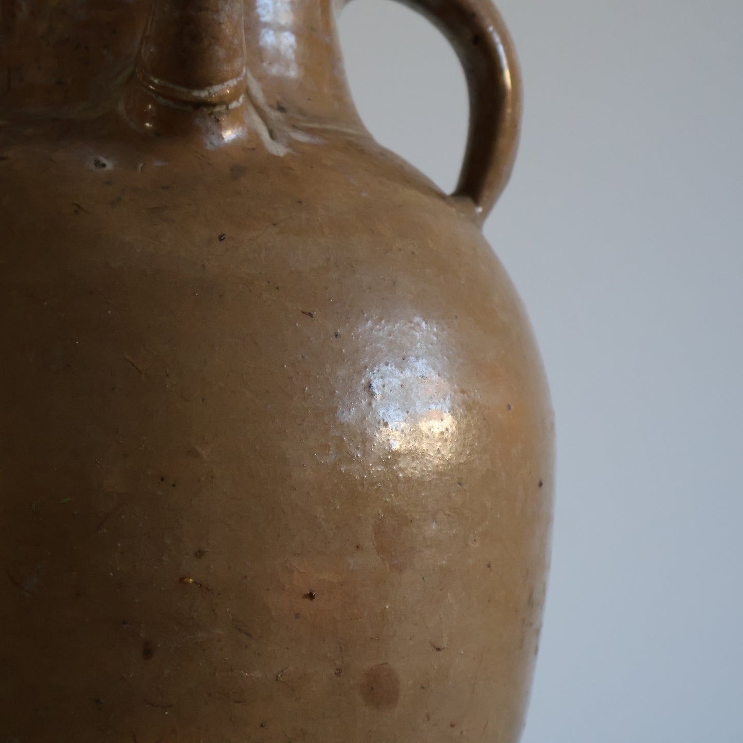 French jug - Bow