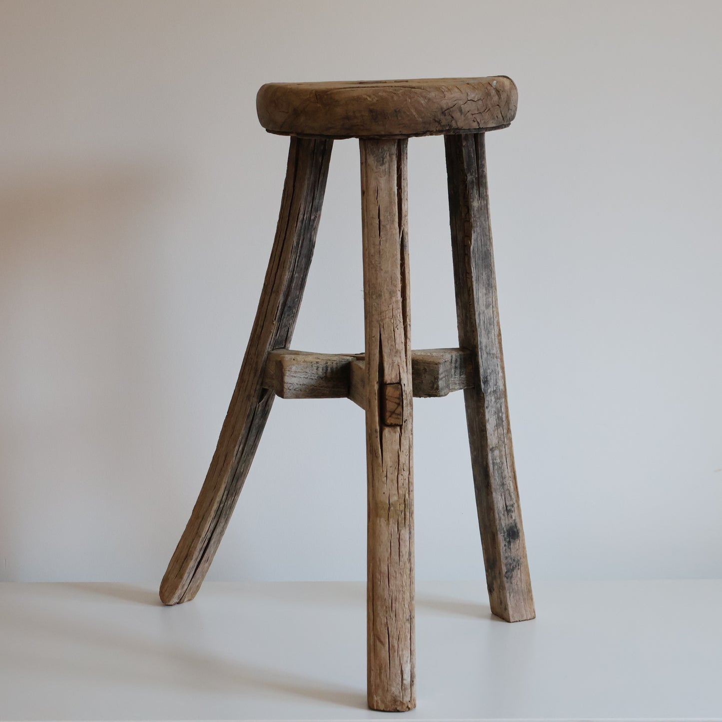 Tall round stool - Arthur