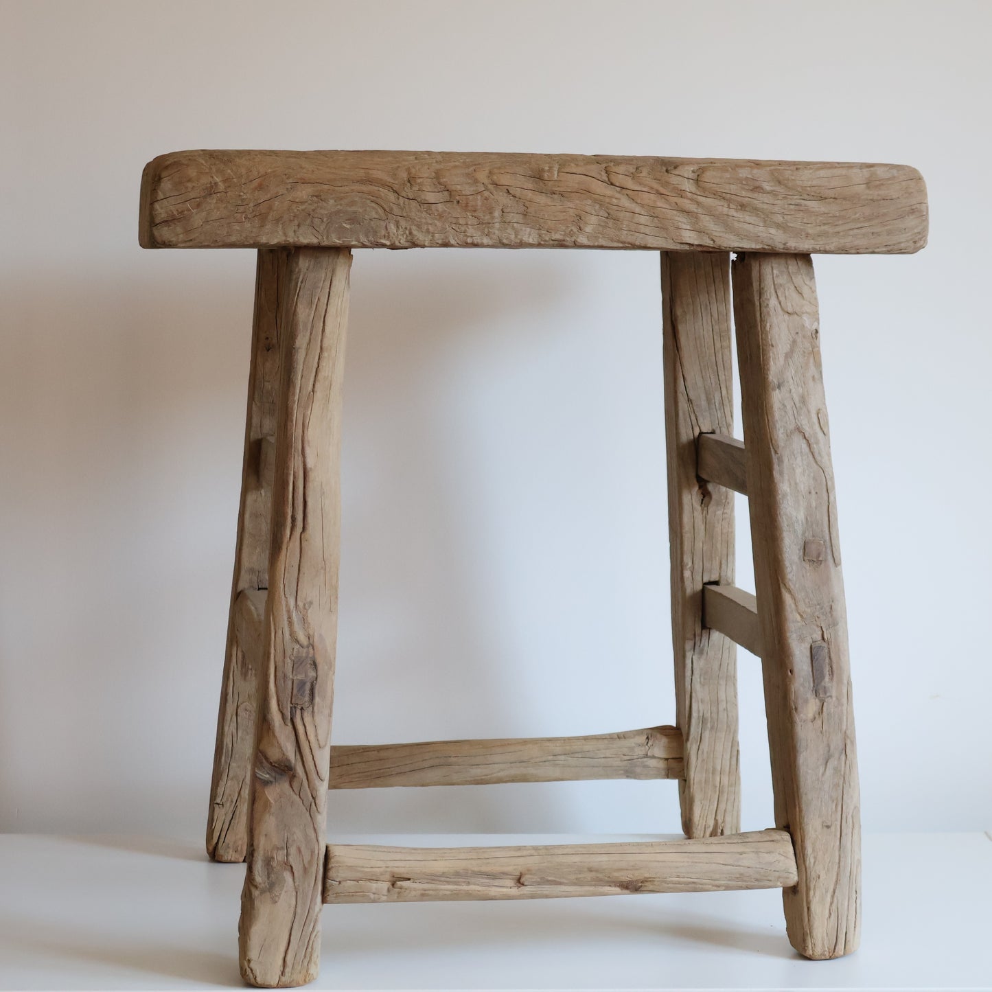 Tall elm stool - Walter