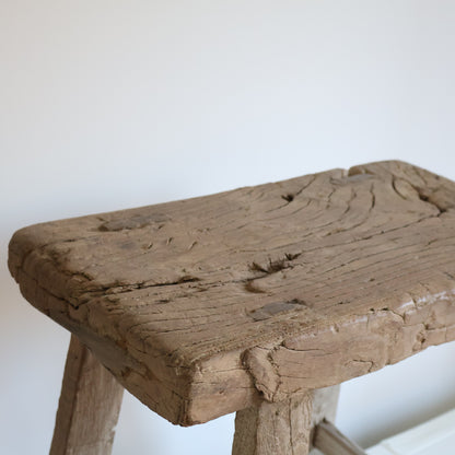 Tall elm stool - Jasper