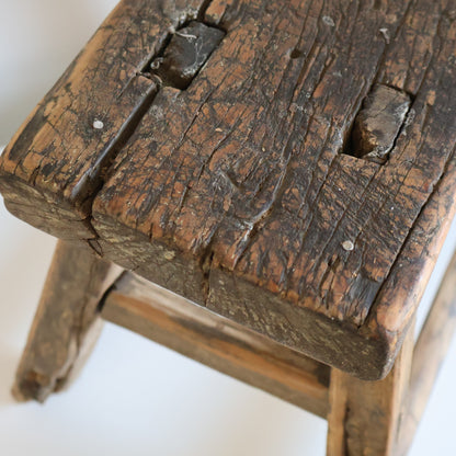 Medium elm stool - Ivy