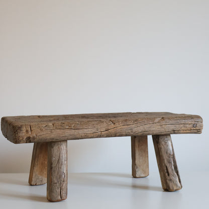 Medium elm stool - Betsy