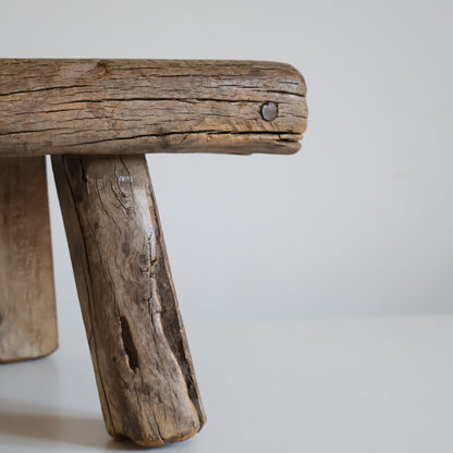 Medium elm stool - Betsy