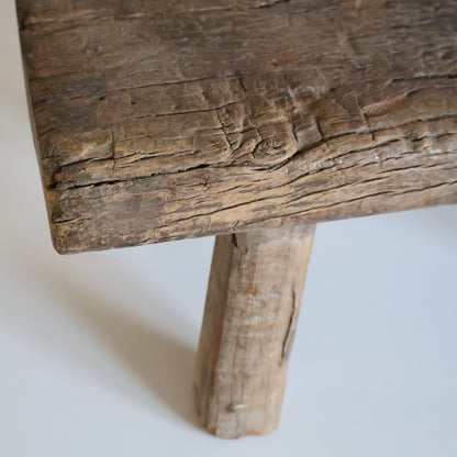 Medium elm stool - Betsy