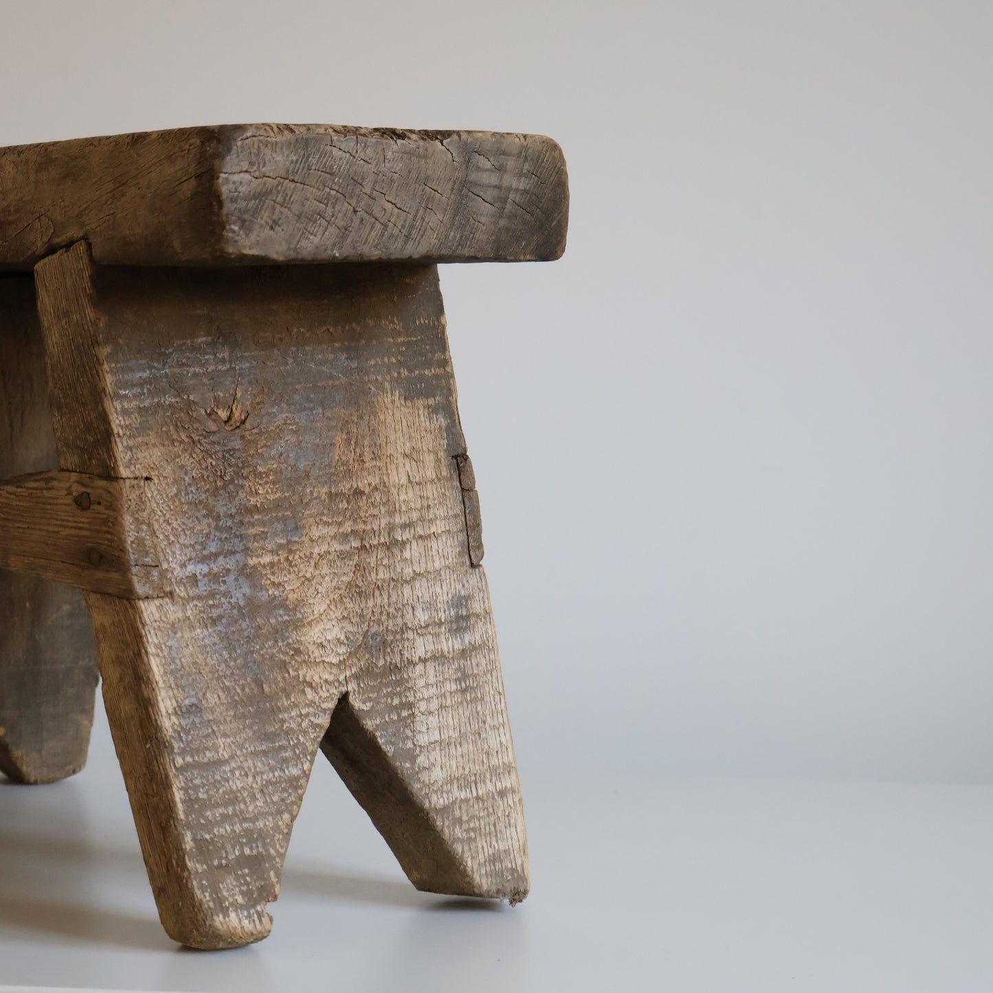 Medium elm stool - Ethel