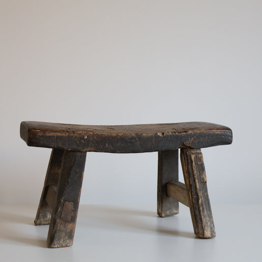 Small elm stool - Percy
