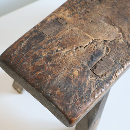 Small elm stool - Percy