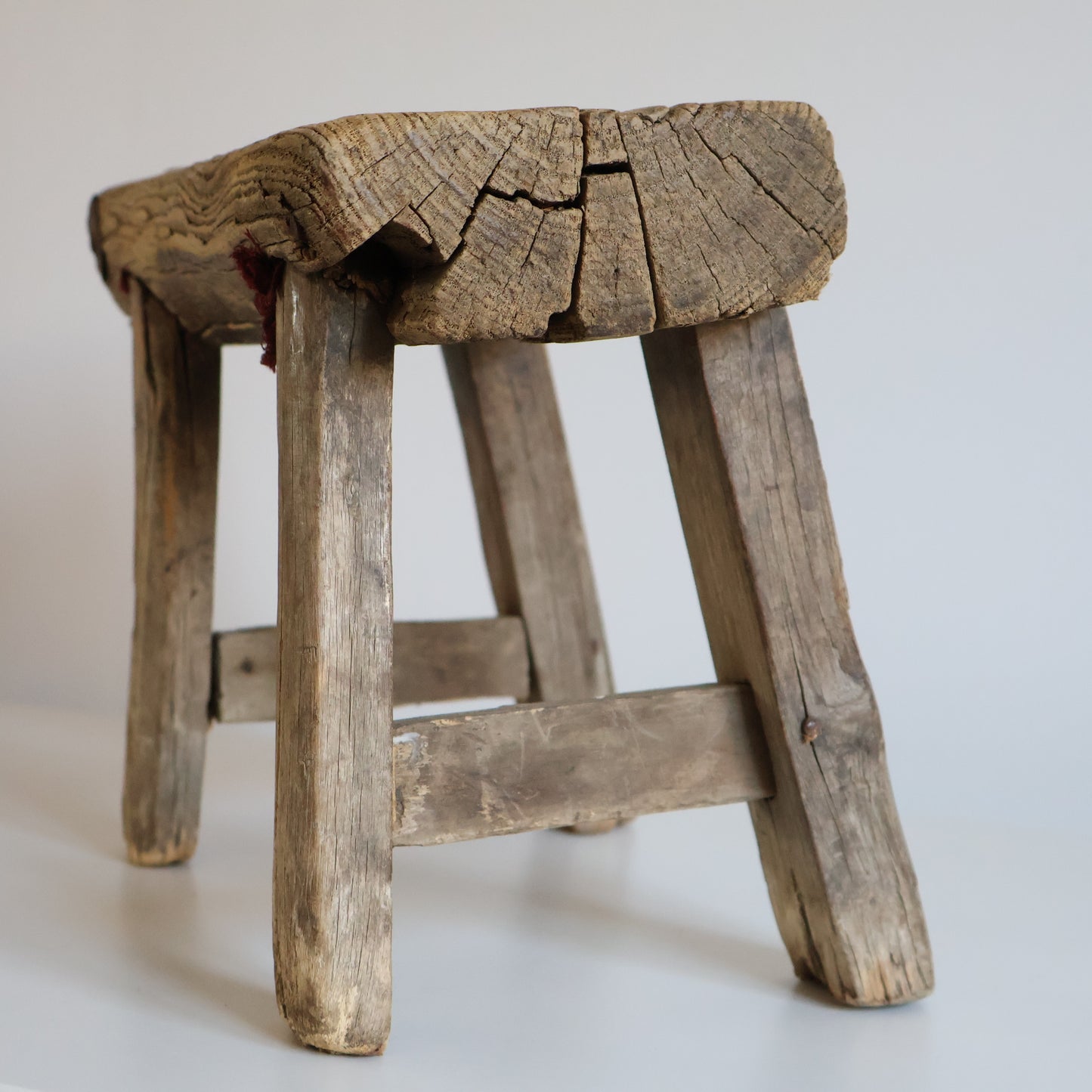 Small elm stool - Amos