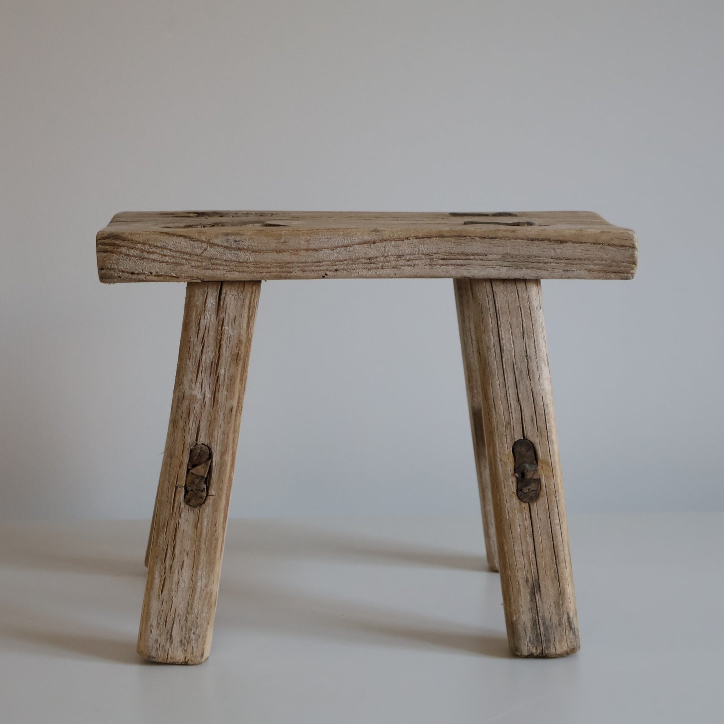 Small elm stool - Clyde