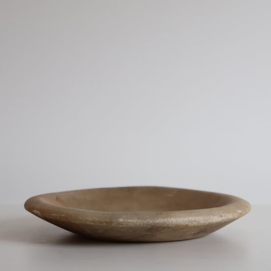 Aged marble bowl - Nell