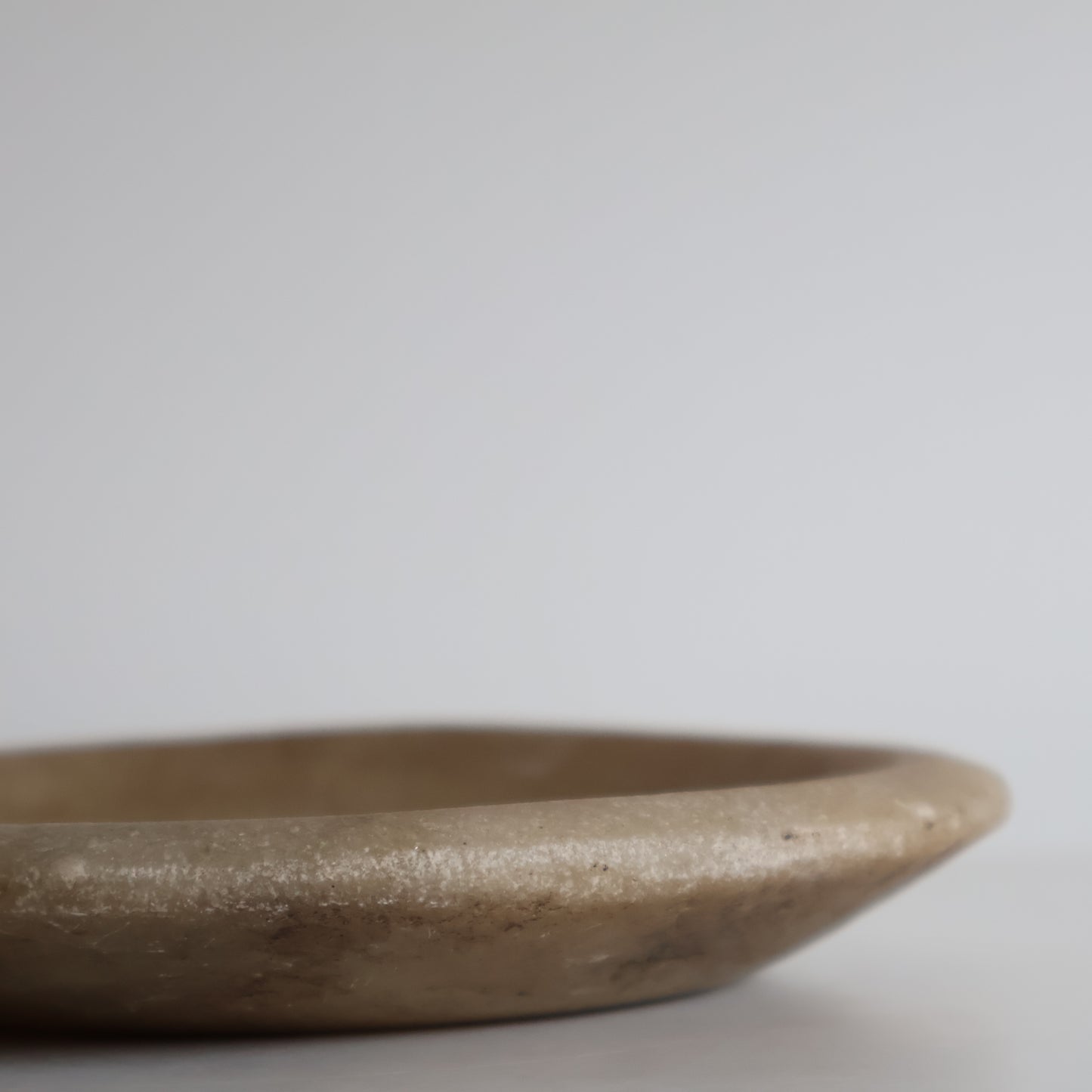 Aged marble bowl - Nell