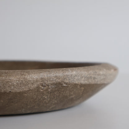 Aged marble bowl - Olin