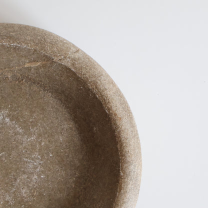 Aged marble bowl - Olin