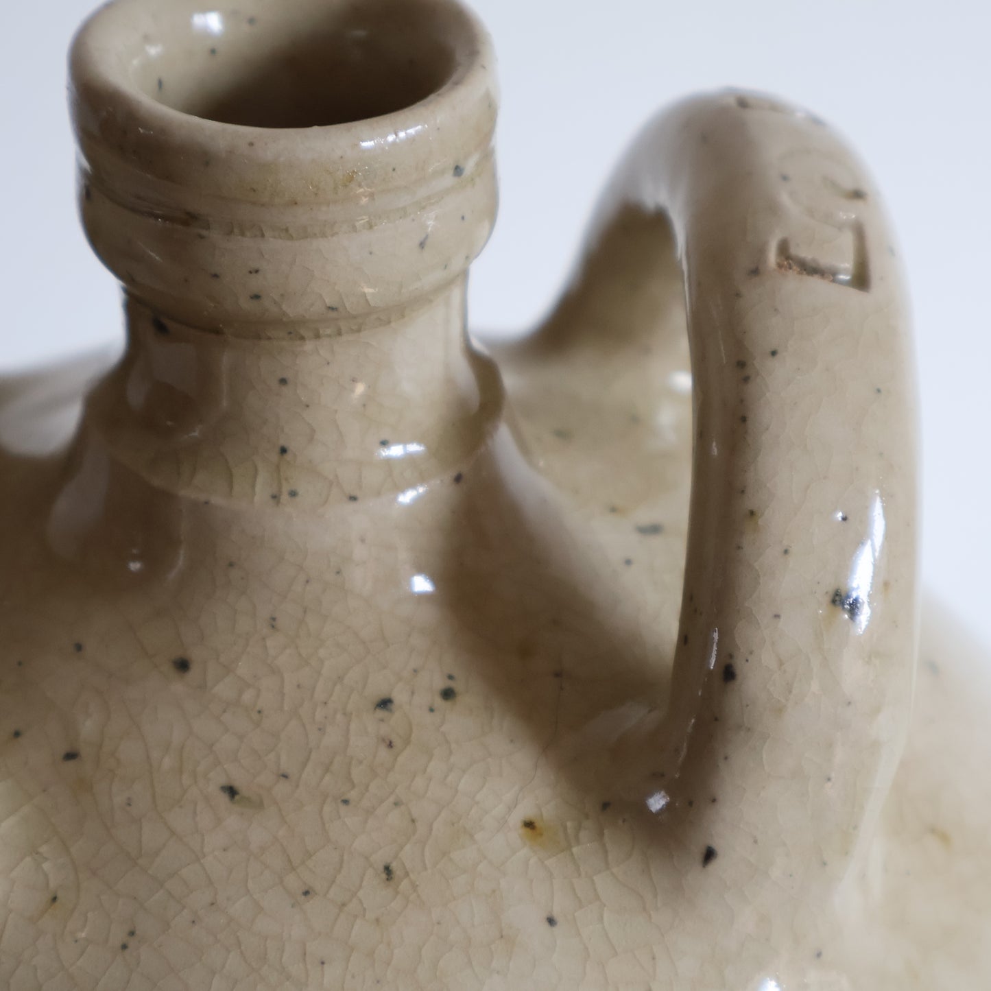 French jug - Ari